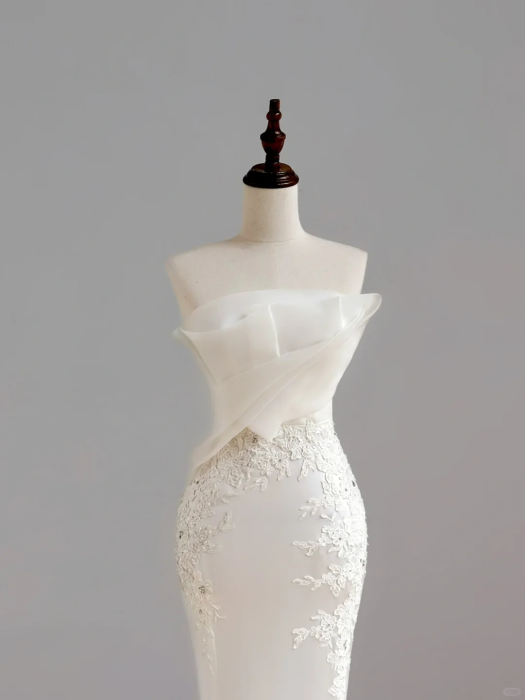 Simple Bridal Gown Mermaid Strapless Satin White Wedding Dresses Minimalist Bridal Gowns DP1527