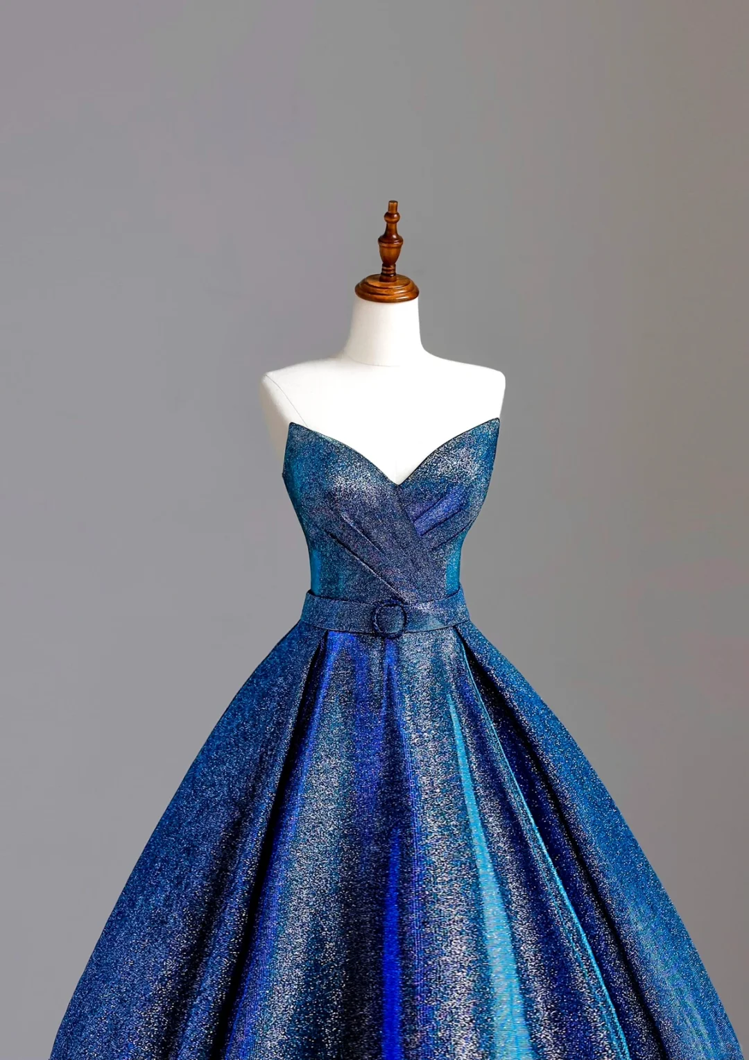 Elegant Glamour Ball Gown Strapless Blue Sequin 21st Birthday Dresses Evening Gown Birthday Outfits Evening Dress For Women DP1530