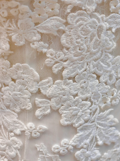 Ethereal Wedding Dress Mermaid Straps Lace White Wedding Dresses Corset Bridal Gowns DP1536