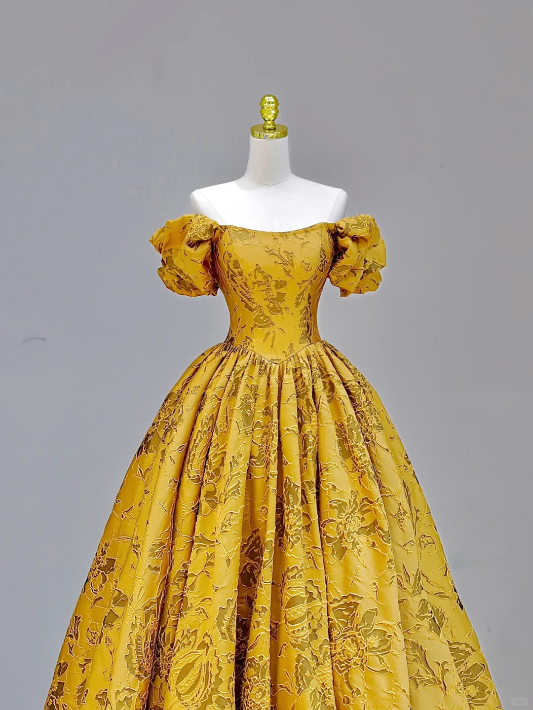 Elegant Glamour Ball Gown Off The Shoulder Yellow Satin Long Prom Dresses Party Dress Evening Dress DP1587
