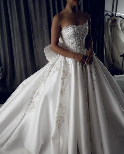 Elegant Bridal Gown Ball Gown Sweetheart White Lace Wedding Dresses Minimalist Bridal Gowns DP1594