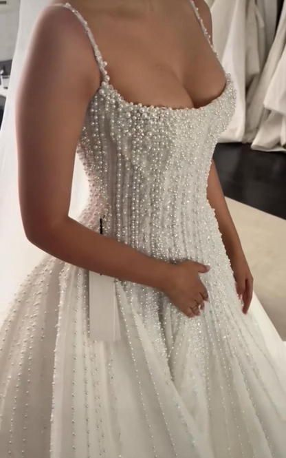 Pretty Wedding Dress Ball Gown Spaghetti Straps Sequin White Wedding Dresses Bridal Gowns DP1597