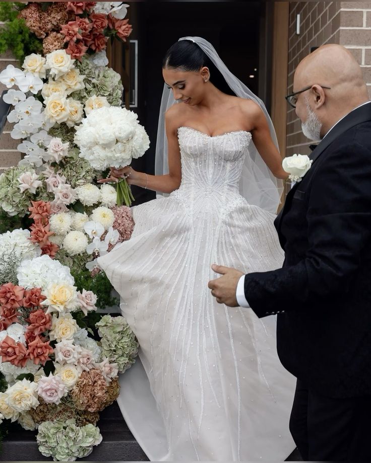 Elegant Bridal Gown Ball Gown Sweetheart White Sequin Wedding Dresses Minimalist Bridal Gowns DP1613