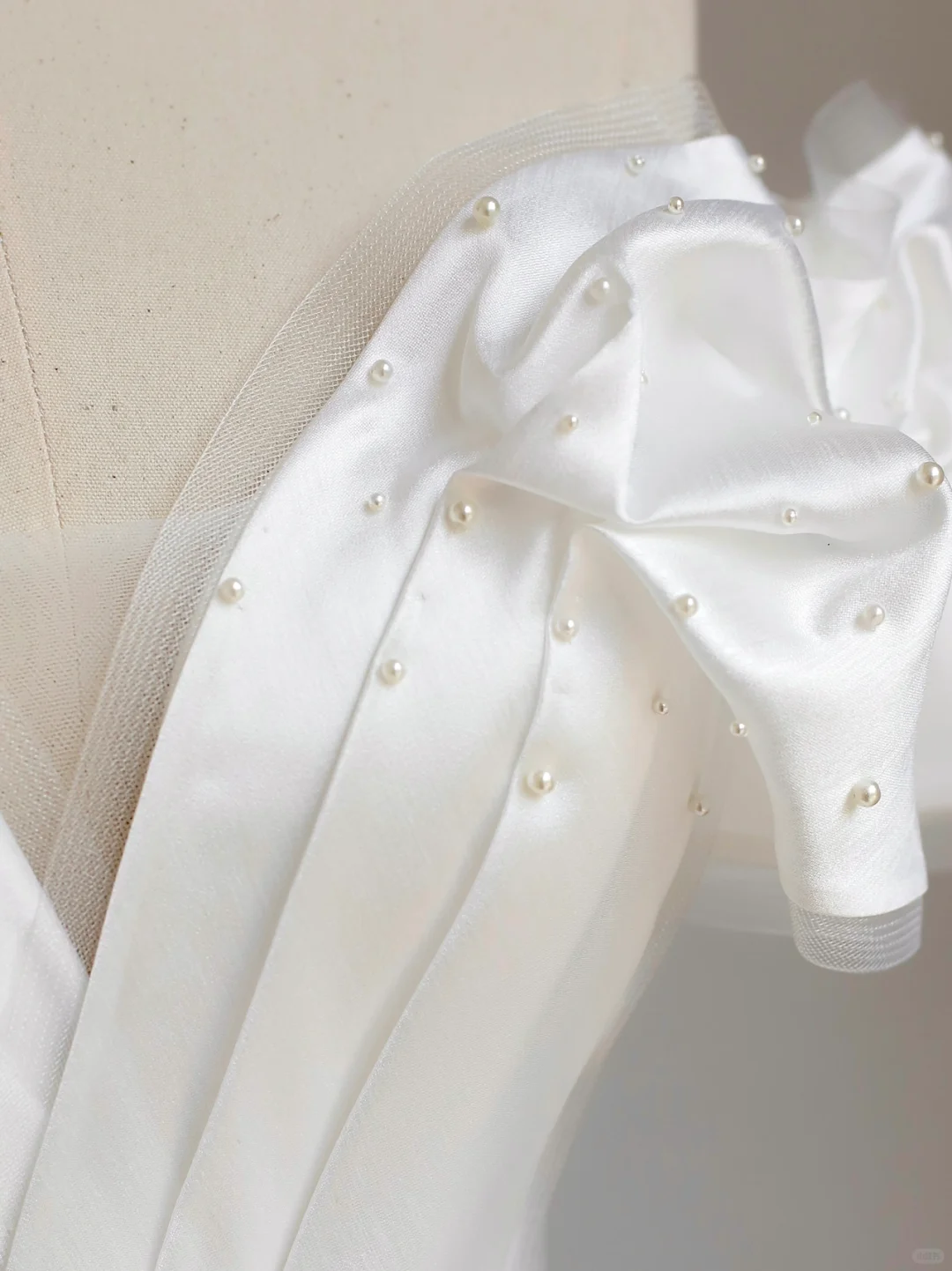 Ethereal Wedding Dress Ball Gown Off The Shoulder Tulle White Wedding Dresses Bridal Gowns DP1637