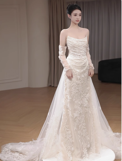Classic Bridal Gown Sheath Strapless Long Sleeves Lace White Wedding Dresses Minimalist Bridal Gowns DP1648