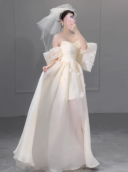 Romantic Bridal Gown Ball Gown Off The Shoulder Wedding Dresses Minimalist Bridal Gowns DP1649