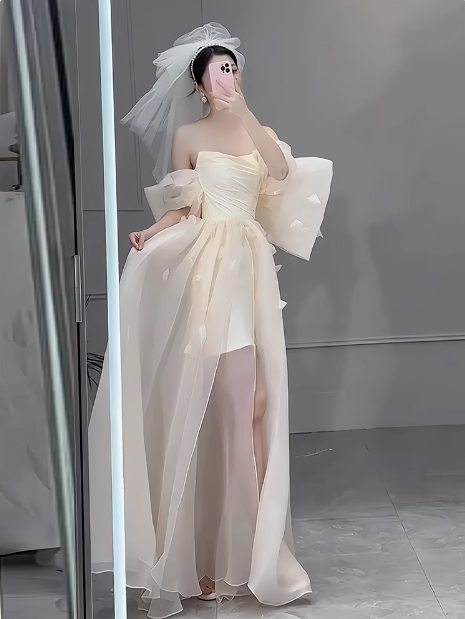 Romantic Bridal Gown Ball Gown Off The Shoulder Wedding Dresses Minimalist Bridal Gowns DP1649