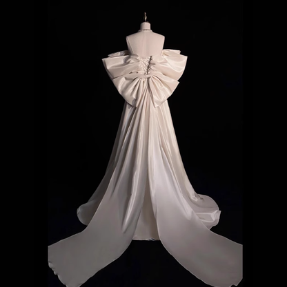 Romantic Bridal Gown Ball Gown Off The Shoulder Wedding Dresses Minimalist Bridal Gowns DP1655