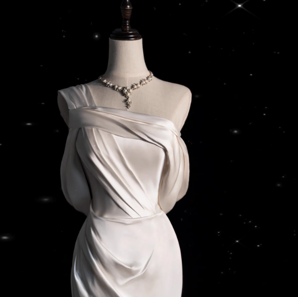 Classic Bridal Gown Mermaid One Shoulder Satin White Wedding Dresses Minimalist Bridal Gowns DP1658