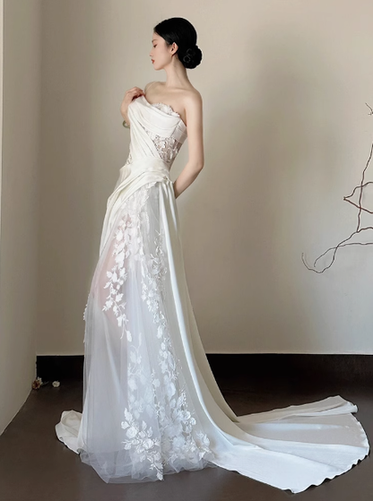 Classic Bridal Gown Sheath One Shoulder Lace White Wedding Dresses Minimalist Bridal Gowns DP1665