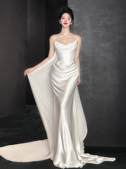 Romantic Bridal Gown Mermaid Strapless Satin White Wedding Dresses Minimalist Bridal Gowns DP1668