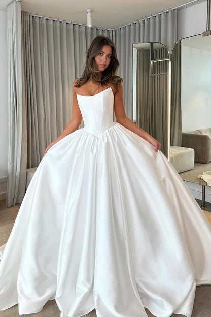 Classic Bridal Gown A line Strapless Satin White Wedding Dresses Minimalist Bridal Gowns DP1681
