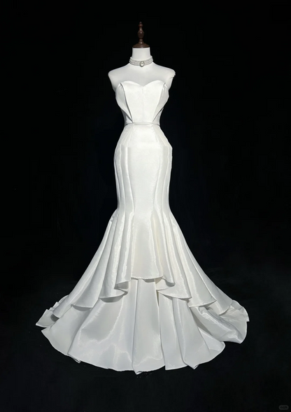 Classic Bridal Gown Mermaid Sweetheart Satin White Wedding Dresses Minimalist Bridal Gowns DP1691