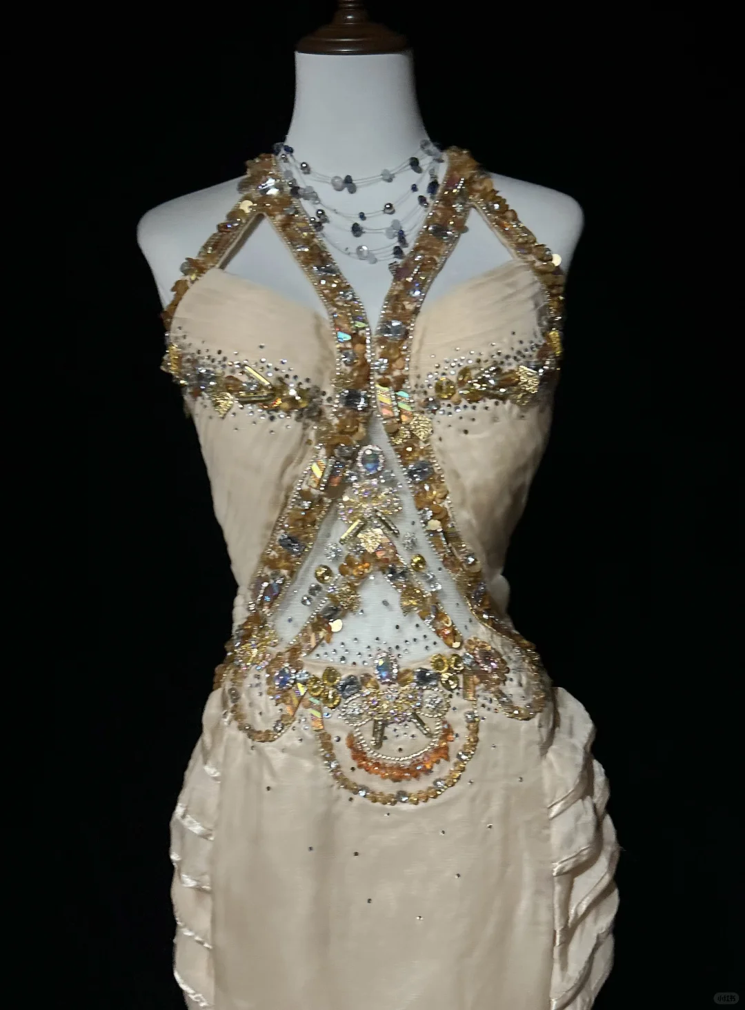 Vintage A Line Halter Chiffon Champagne Long Prom Dress Party Dress Evening Dresses DP1693