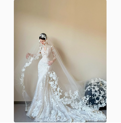 Romantic Bridal Gown Mermaid V Neck Lace White Wedding Dresses Minimalist Bridal Gowns DP1798