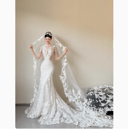 Romantic Bridal Gown Mermaid V Neck Lace White Wedding Dresses Minimalist Bridal Gowns DP1798