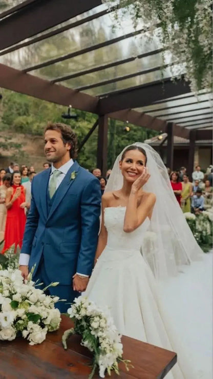 Pretty Wedding Dress Ball Gown Strapless Satin White Long Wedding Dresses Bridal Gowns DP1816