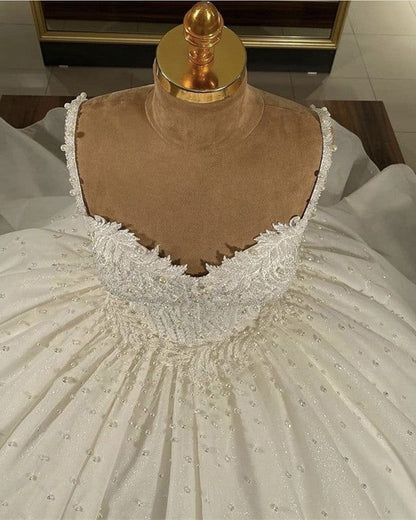 Pretty Wedding Dress Ball Gown Spaghetti Straps Sequin White Long Wedding Dresses Bridal Gowns DP1822