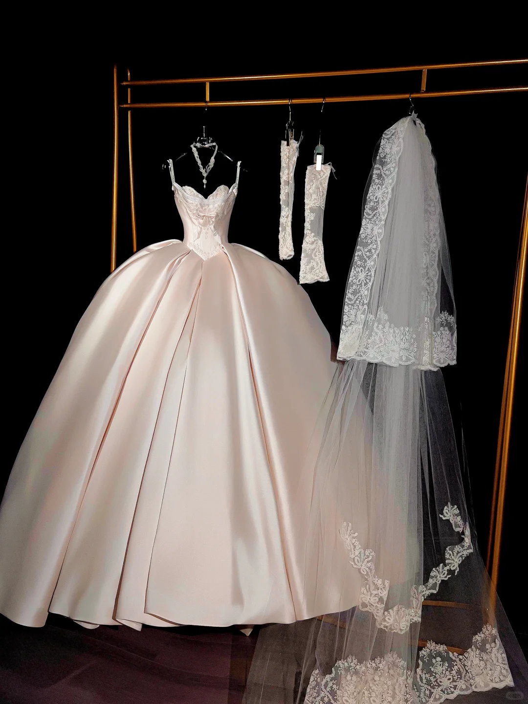 Rustic Wedding Dress Ball Gown Sweetheart Satin Light Pink Long Wedding Dresses Bridal Gowns DP1988