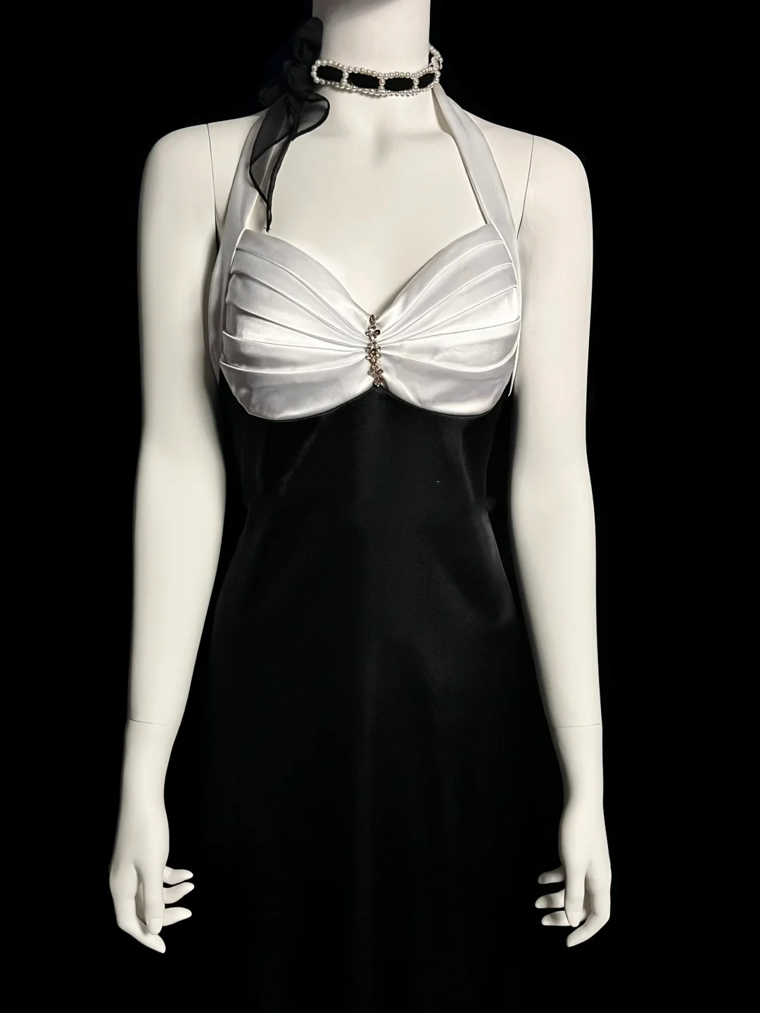 Vintage Mermaid Halter Black Satin Long Evening Party Gowns Evening Formal Dresses Prom Dress DP2032