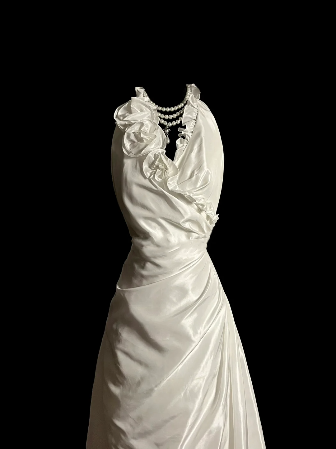 Vintage Wedding Dress A line Halter White Satin Long Wedding Dresses Bridal Gowns DP2035