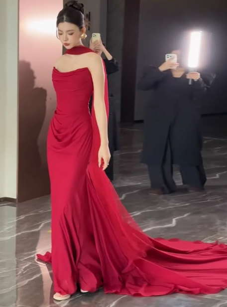 Pretty Mermaid Strapless Burgundy Satin Prom Dresses Formal Summer Wedding Guest Dresses Wedding Guest Outfits With Scarf DP2260