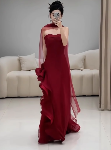 Gorgeous Sheath Strapless Burgundy Satin Prom Dresses Formal Summer Wedding Guest Dresses Wedding Guest Outfits With Scarf DP2267