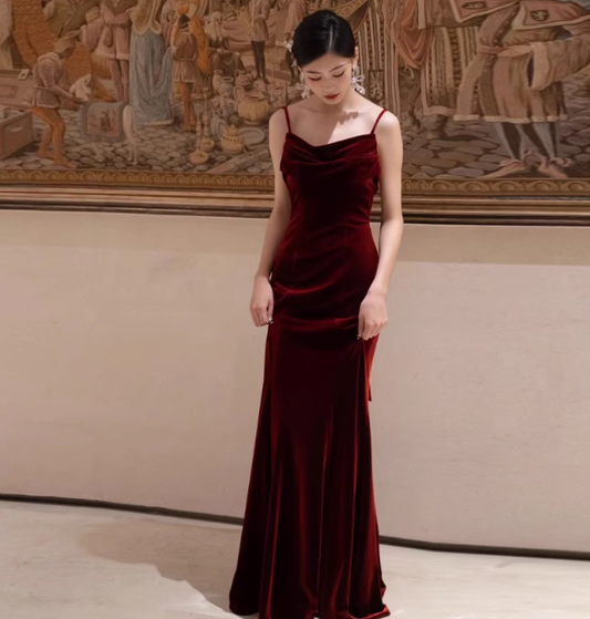Elegant Sheath Spaghetti Straps Burgundy Velvet Prom Dresses Formal Summer Wedding Guest Dresses Wedding Guest Outfits DP2274