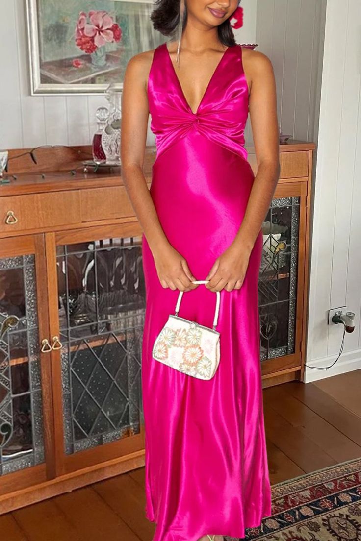 Chic Halter V-Neck Pleated Satin Sleeveless Long Party Dress Prom Dresses DP239