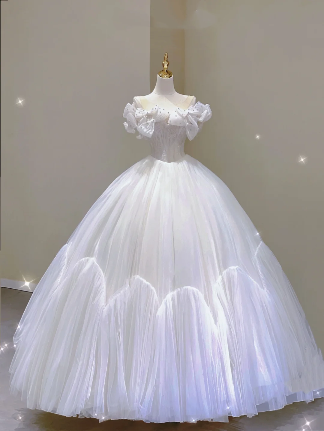 Classy Elegant Ball Gown Off The Shoulder White Long Satin Wedding Dresses Brides Dress DP316