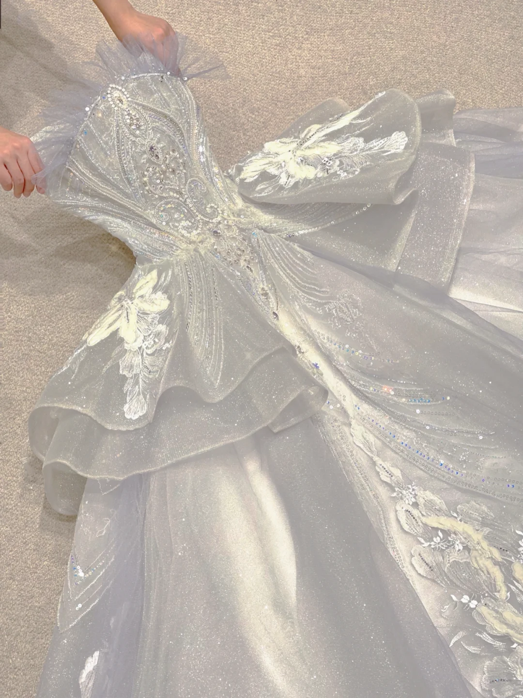 Unique Ball Gown Strapless White Long Sequin Wedding Dresses Brides Dress DP320