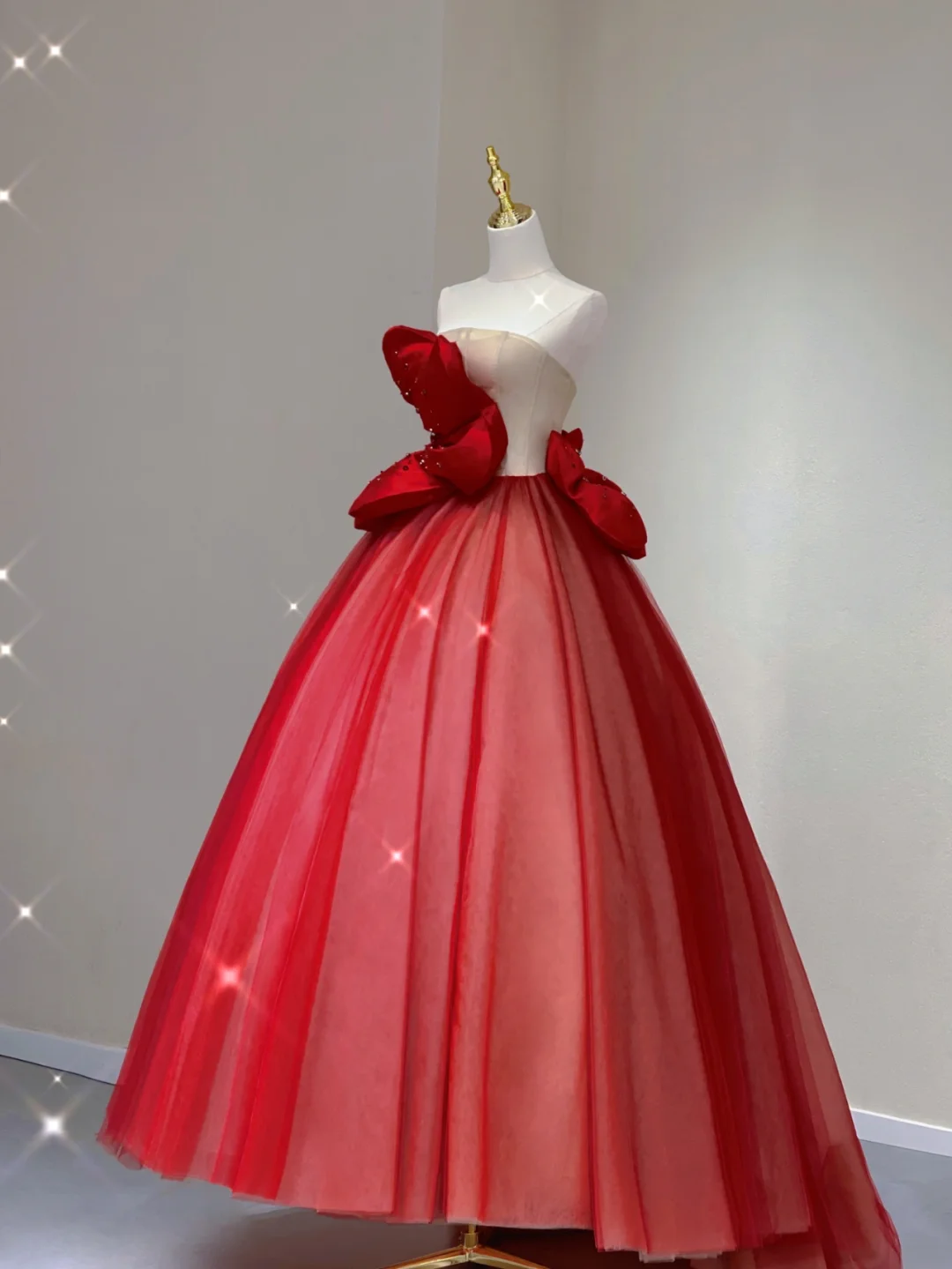 Pretty Ball Gown Strapless Red Tulle Long Prom Dresses Evening Dresses DP346