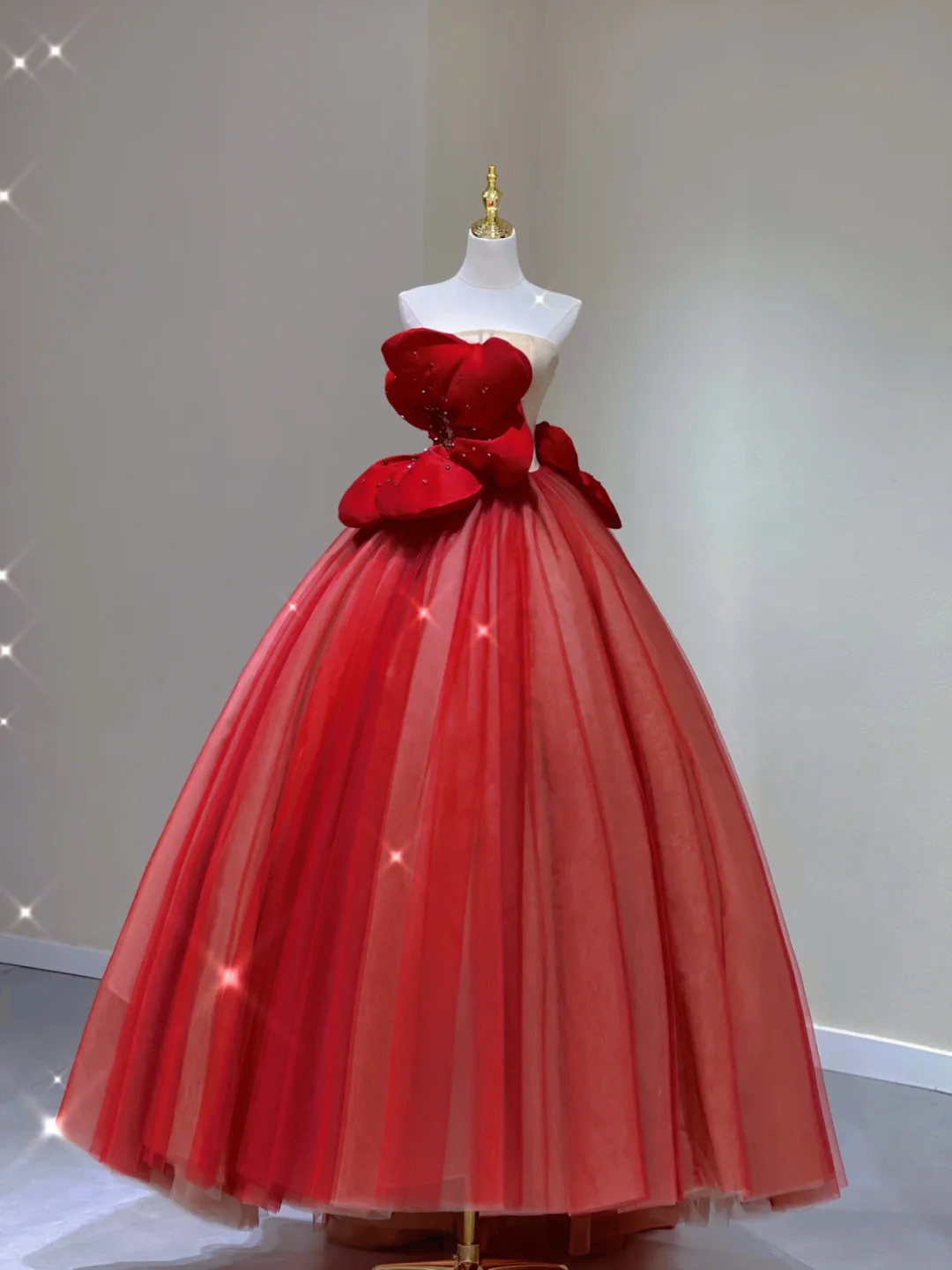 Pretty Ball Gown Strapless Red Tulle Long Prom Dresses Evening Dresses DP346