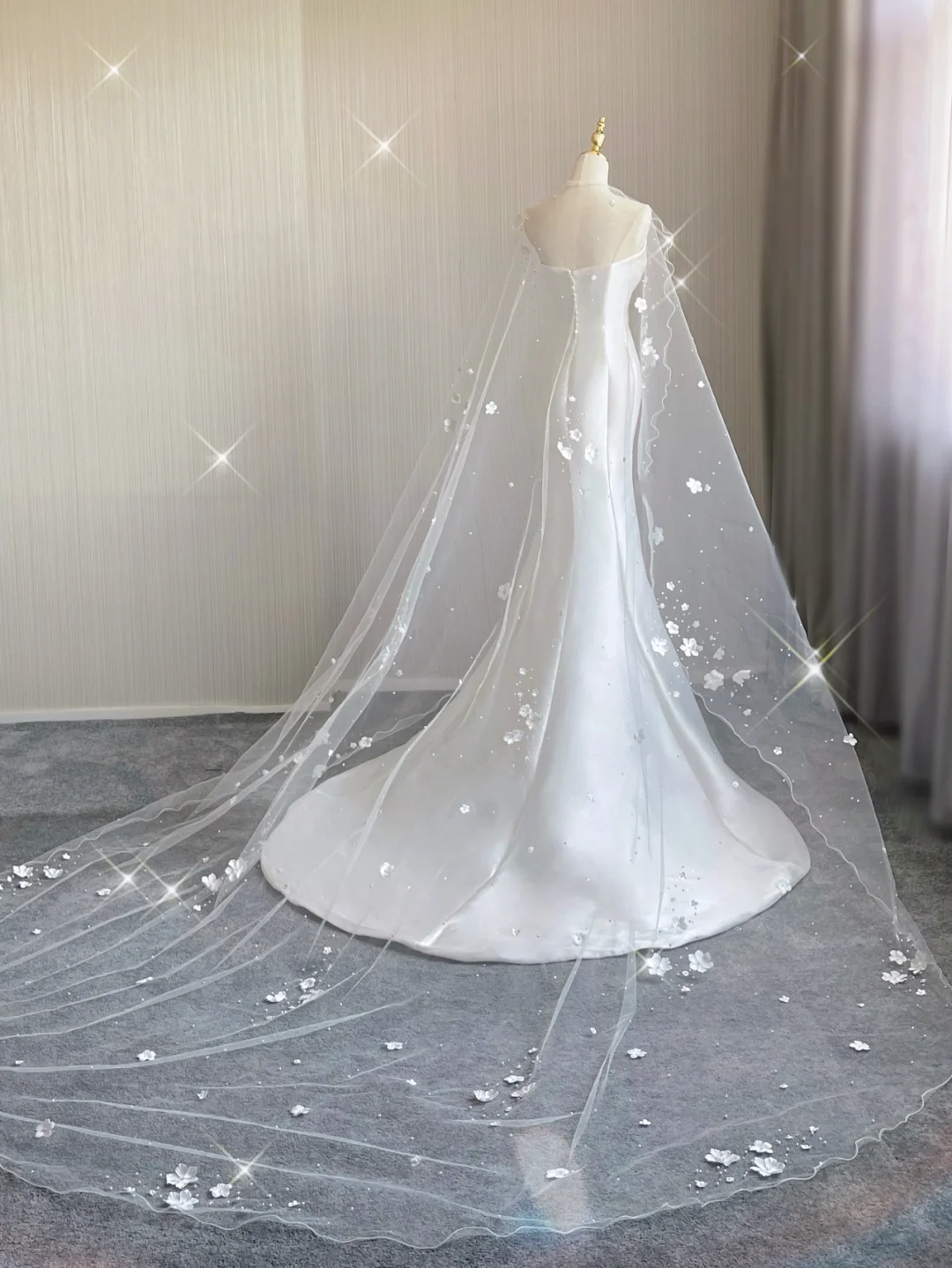 Simple Mermaid Sweetheart Neckline Long Satin White Wedding Dresses Brides Dress DP356