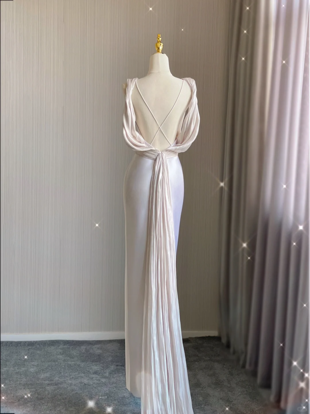 Simple Sheath V Neckline Long Satin Backless Wedding Dresses Brides Dress DP362