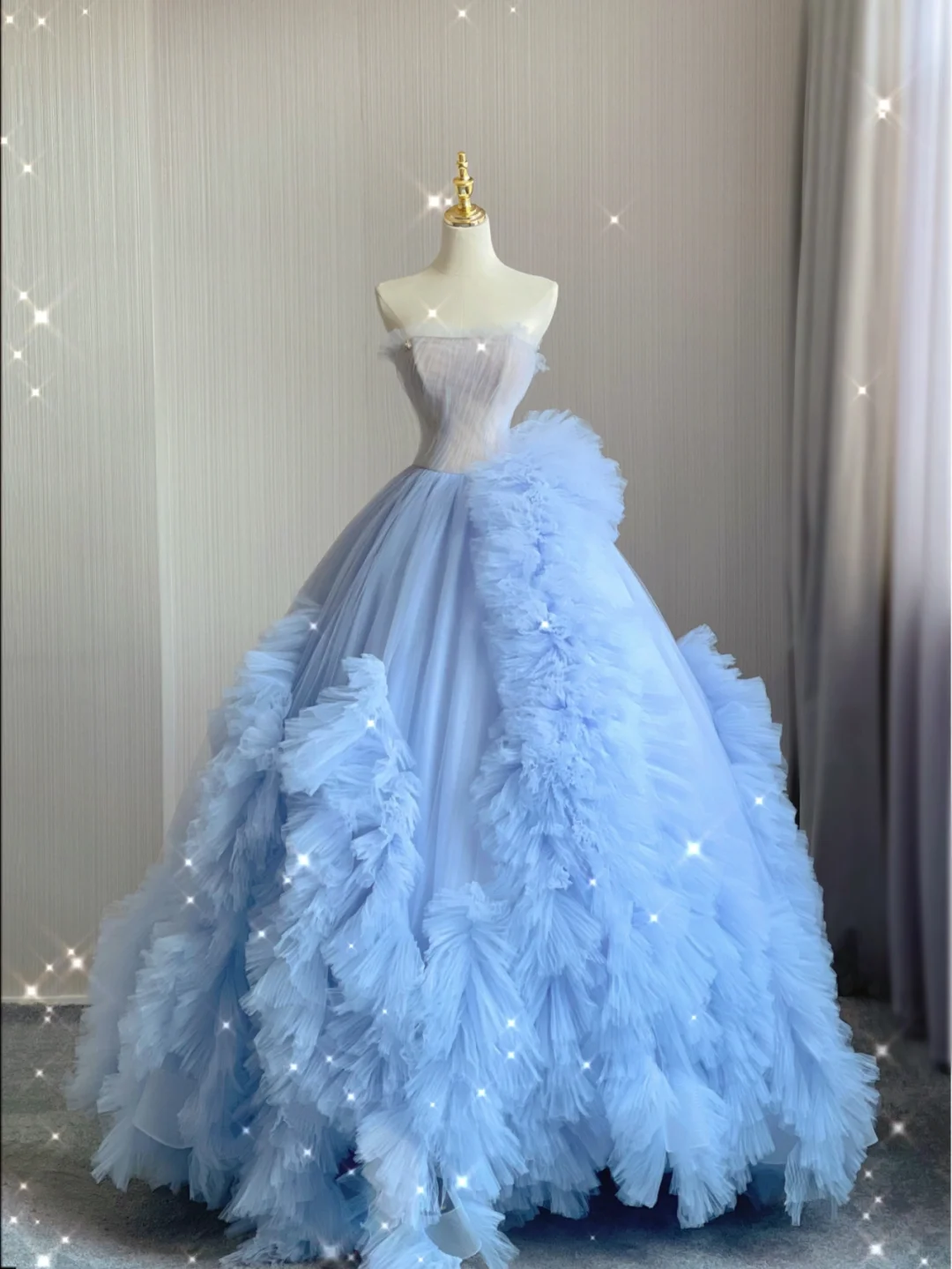 Pretty Ball Gown Strapless Blue Layers Tulle Long Prom Dresses Evening Dresses DP363