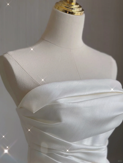 Unique Ball Gown Strapless Ruffles Long Satin White Wedding Dresses Brides Dress DP368