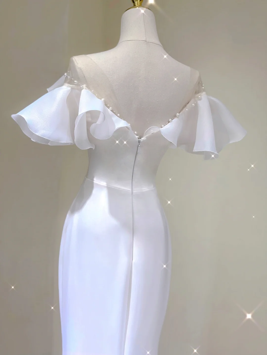 Simple Mermaid V Neckline Long White Wedding Dresses Summer Brides Dress DP386