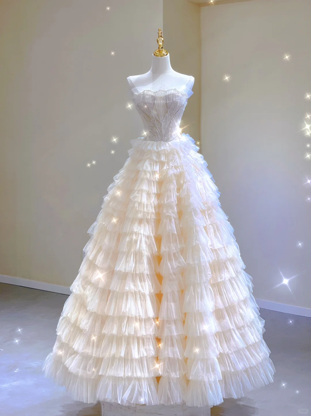 Modest Ball Gown Strapless Tulle Long Prom Dresses High School Outfits Evening Dresses DP403