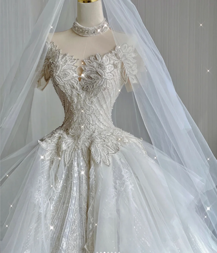 Unique Ball Gown High Neckline Lace Long White Wedding Dresses Summer Brides Dress DP416