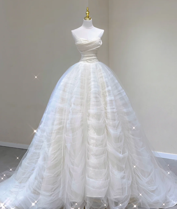 Unique Ball Gown Sweetheart Satin Wedding Dresses White Brides Dress DP440