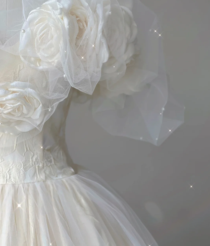 Timeless Ball Gown Off The Shoulder Short Sleeves Tulle Flowers Wedding Dresses Brides Dress DP444