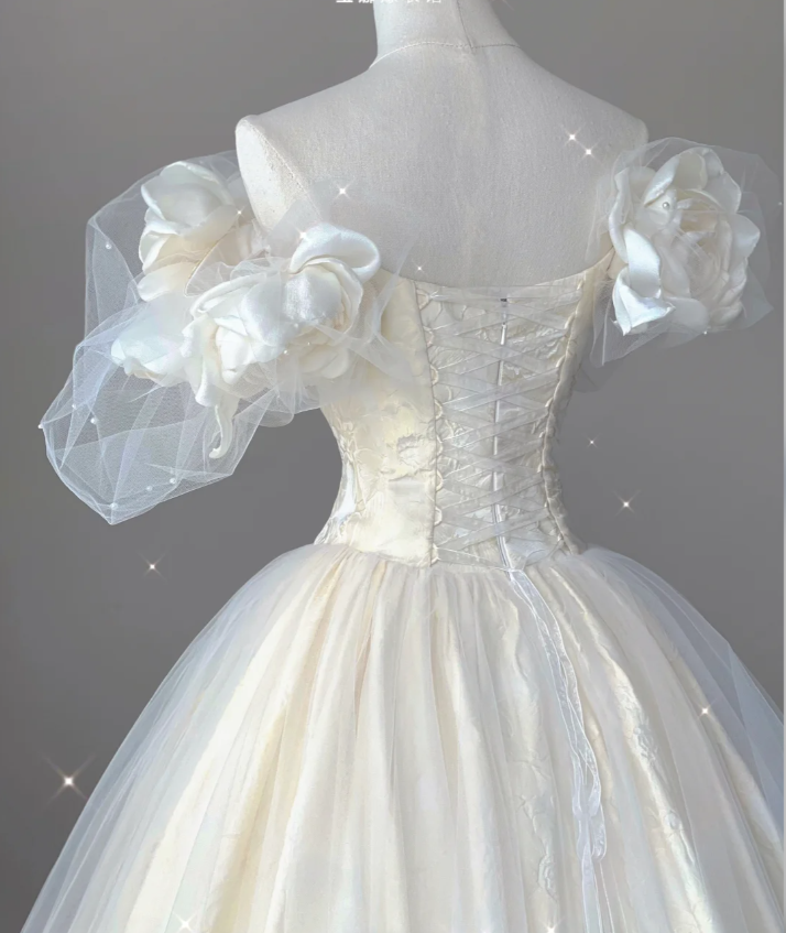 Timeless Ball Gown Off The Shoulder Short Sleeves Tulle Flowers Wedding Dresses Brides Dress DP444