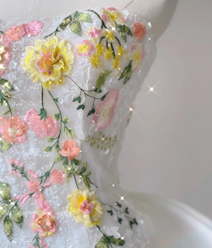 Pretty Mermaid Strapless Lace White Sleeveless Long Prom Dresses Evening Dresses DP446