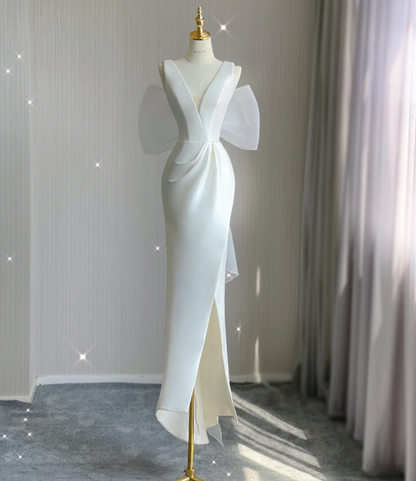 Simple Mermaid V Neckline Long White Wedding Dresses Summer Brides Dress DP473