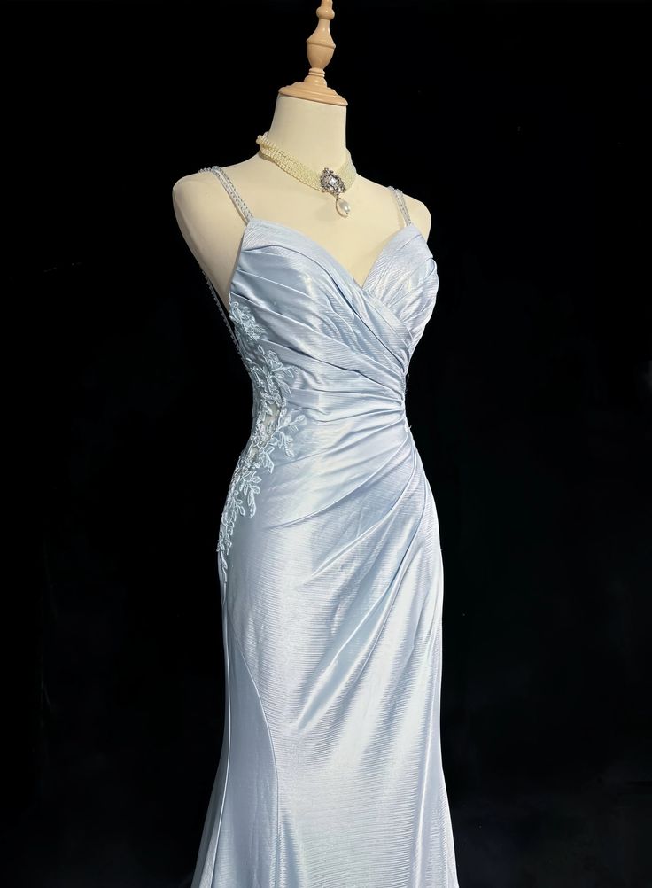 Classy Elegant Blue Spaghetti Strap Prom Gown Pleated Sweetheart Neckline Sexy Backless Prom Dress DP479