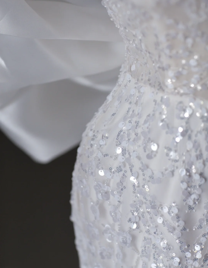 Dreamy Mermaid Off The Shoulder Sequin Long White Wedding Dresses Summer Brides Dress DP515