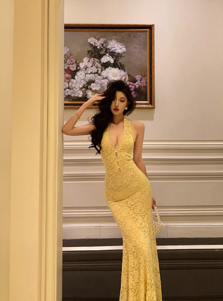 Elegant Mermaid V neckline Sleeveless Yellow Lace 21st Birthday Dress Party Gown Birthday Outfits Birthday Dress Ideas For Women DP548