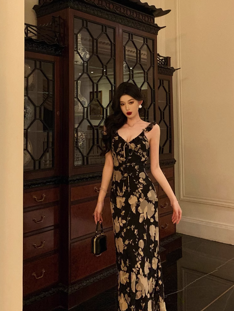 Elegant Mermaid Straps Black Floral Sleeveless 18th Birthday Dress Party Gown Birthday Outfits Birthday Dress Ideas For Women DP570