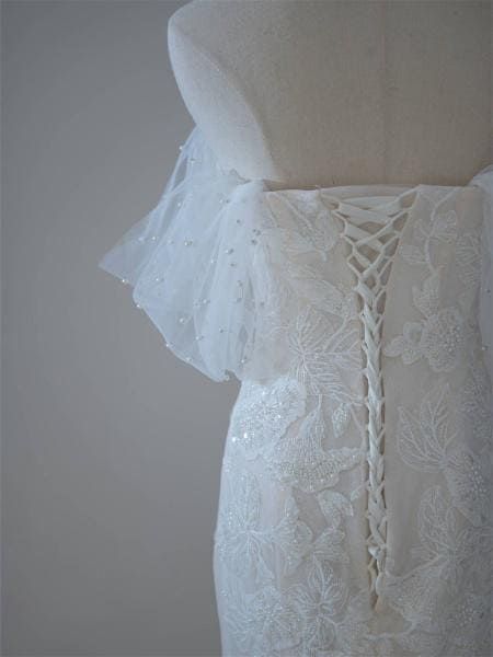 Dreamy Off the shoulder Mermaid wedding dress Custom Wedding Gown Stunning Modern Bridal Dress DP603